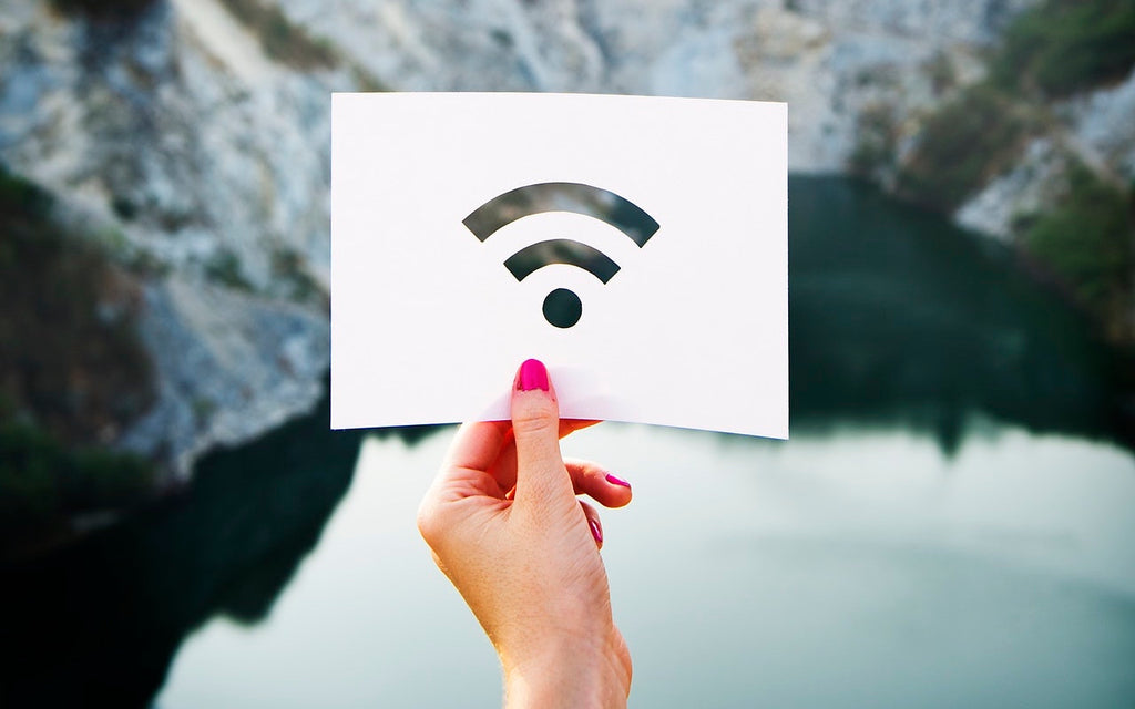 Two Ways to Convince a Wedged iPhone to Connect to the Internet Again