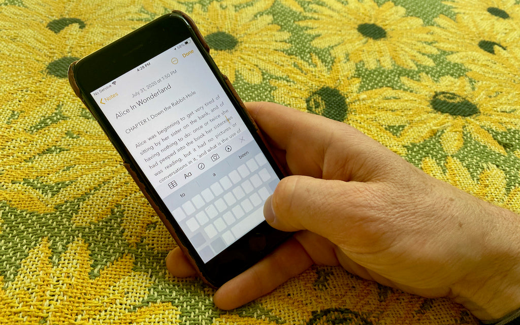 Two Quick Tricks You Can Use with the iOS Space Bar